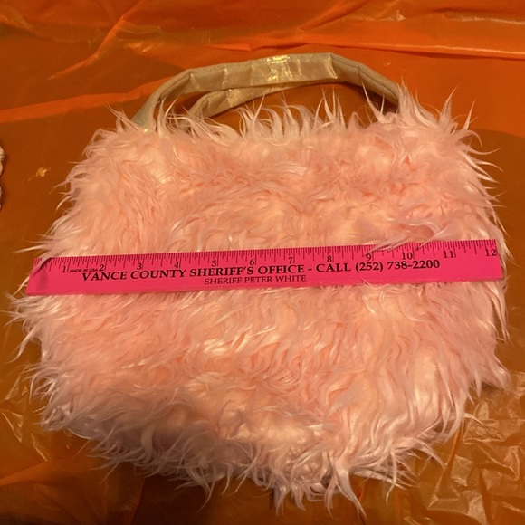 Plush purse (faux fur) per carrier theme with unicorn pair. - Picture 2 of 8